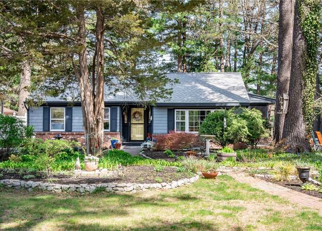 Property at 28 Riverview Ave, Smithfield, RI 02917, 2 beds, 1 bath
