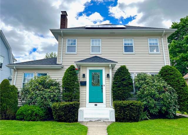 Property at 20 Stevens Rd, Cranston, RI 02910, 3 beds, 2.5 baths