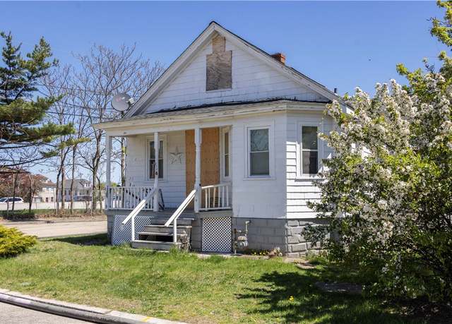 Property at 15 South Carpenter St, East Providence, RI 02914, 2 beds, 1 bath