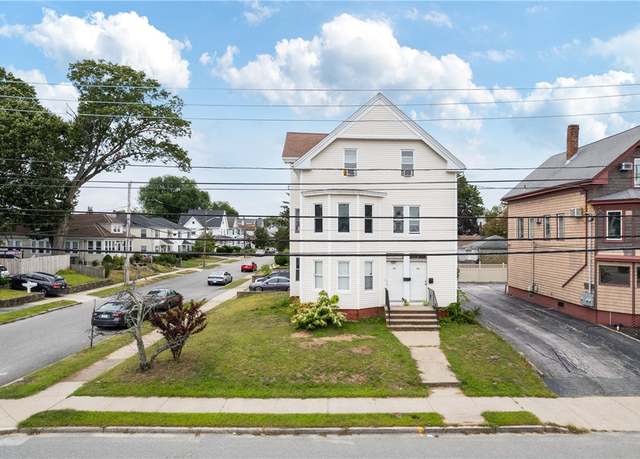 Property at 483 Pontiac Ave, Cranston, RI 02910, 8 beds, 3 baths