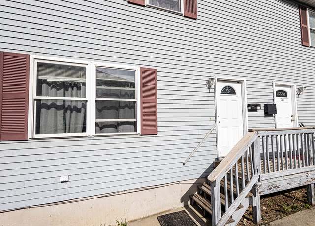 Property at 33 Dome St Unit A, Providence, RI 02908, 3 beds, 1.5 baths