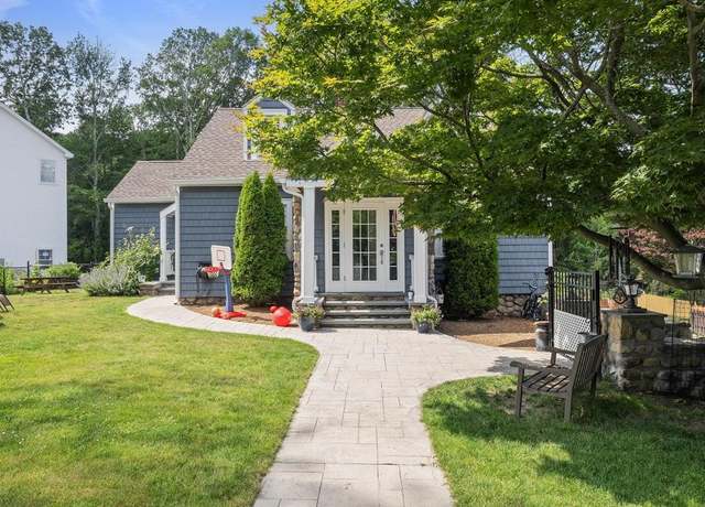 Property at 96 Ashaway Rd, Westerly, RI 02891, 5 beds, 3.5 baths
