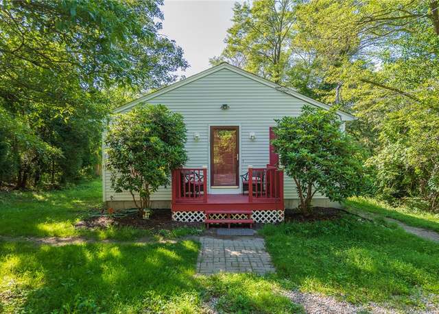 Property at 196 William Henry Rd, Scituate, RI 02857, 2 beds, 1 bath