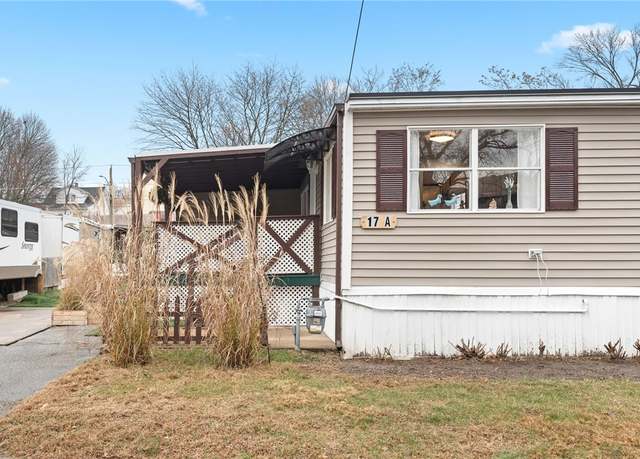 Property at 17 1/2 Stephanie Dr, Pawtucket, RI 02860, 2 beds, 1 bath