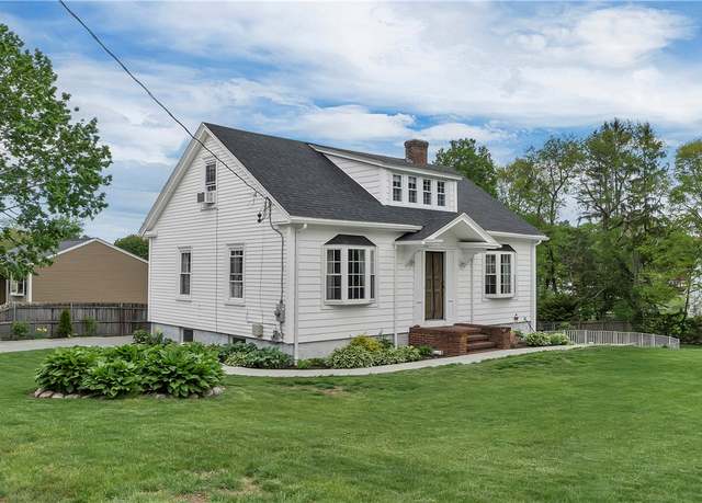 Property at 531 Putnam Pike, Smithfield, RI 02828, 3 beds, 2.5 baths