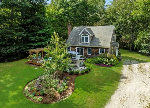 Property at 80 Sleepy Hollow Rd, Tiverton, RI 02878, 2 beds, 2 baths
