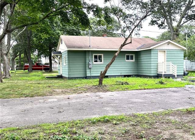 Property at 76 Langley St, Warwick, RI 02889, 3 beds, 2 baths