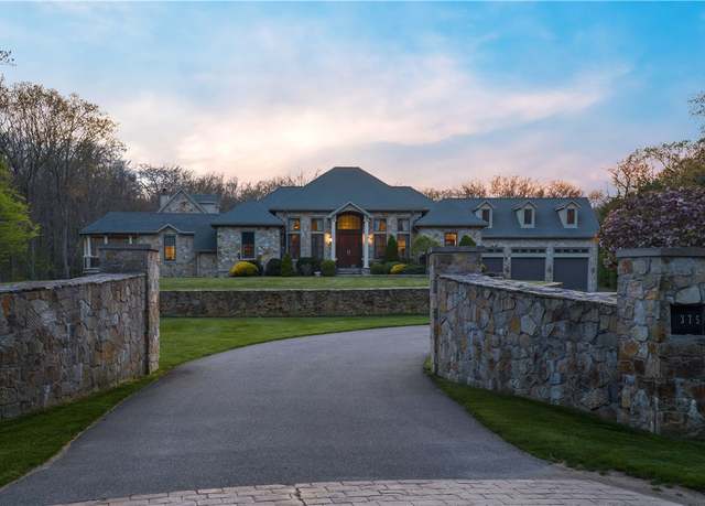 Property at 375 Shippee Rd, East Greenwich, RI 02818, 5 beds, 6 baths