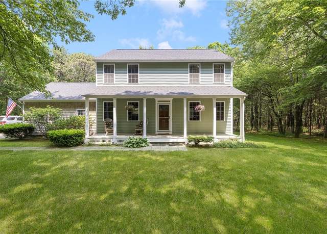 Property at 16 Karen Dr, Hopkinton, RI 02832, 3 beds, 2.5 baths