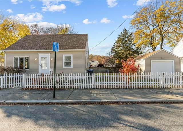 Property at 32 Dedham Ave, Providence, RI 02909, 3 beds, 1 bath