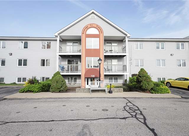 Property at 728 Beverage Hill Ave #10, Pawtucket, RI 02861, 2 beds, 1 bath