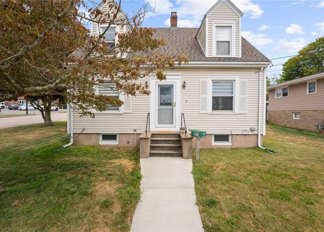 Property at 9 Ward Ave, Westerly, RI 02891, 2 beds, 1.5 baths