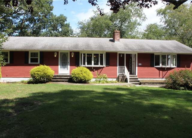 Property at 42 Ledge Rd, Coventry, RI 02816, 3 beds, 1.5 baths
