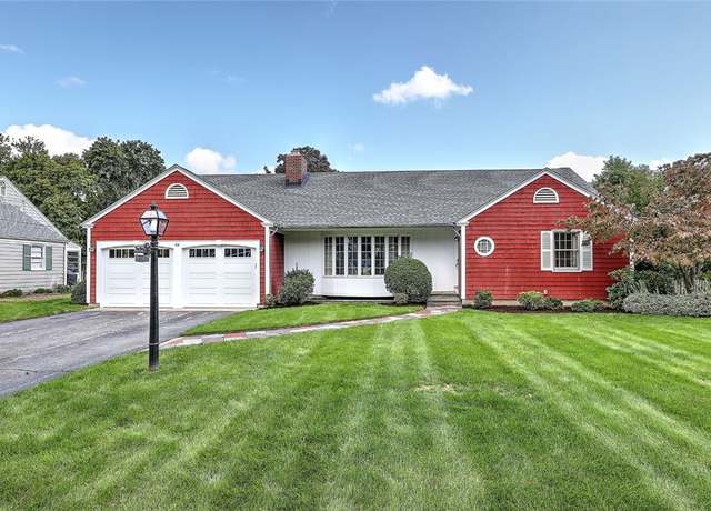 Property at 66 Westfield Rd, Warwick, RI 02888, 2 beds, 1 bath