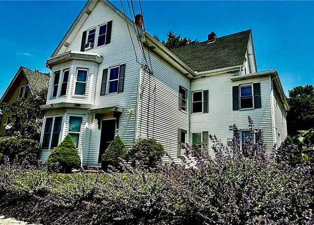 Property at 34 Granite St, Westerly, RI 02891, 9 beds, 4 baths