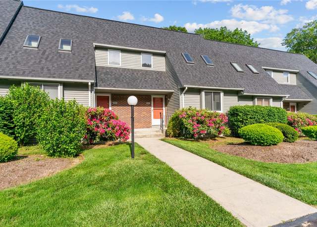 Property at 125 Smith Ave Unit 5C, Smithfield, RI 02828, 2 beds, 2.5 baths