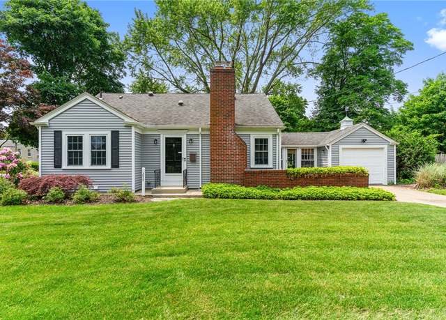 Property at 299 Buttonwoods Ave, Warwick, RI 02886, 3 beds, 2 baths