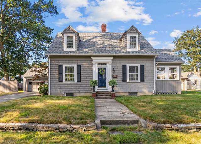 Property at 21 Earlham Way, Warwick, RI 02886, 3 beds, 1.5 baths