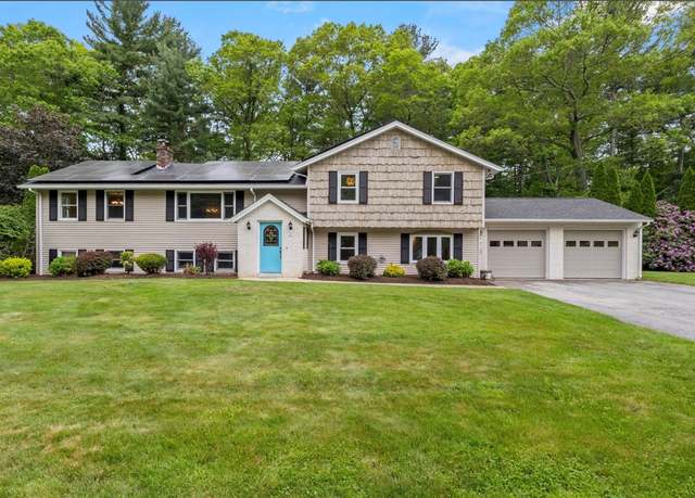 Property at 19 Bruce Dr, North Smithfield, RI 02896, 3 beds, 2.5 baths