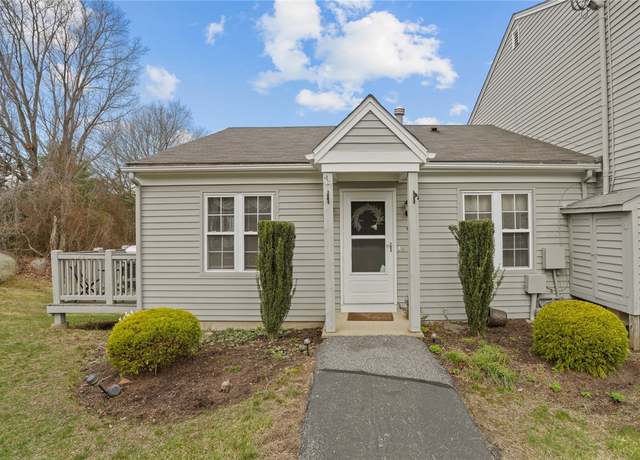 Property at 565 Quaker Ln #9, West Warwick, RI 02893, 2 beds, 1.5 baths
