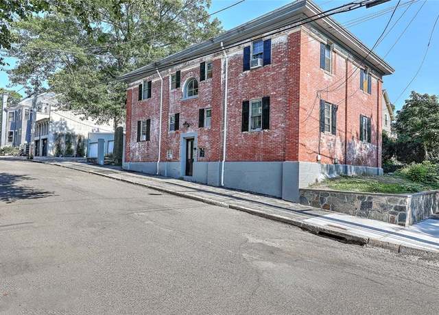 Property at 41 Jenckes St, Providence, RI 02906, 4 beds, 4 baths