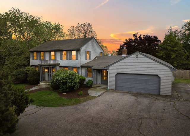 Property at 515 Wakefield St, West Warwick, RI 02893, 4 beds, 3.5 baths