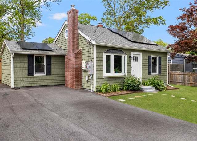 Property at 59 Twin Lakes Ave, Coventry, RI 02816, 2 beds, 1 bath