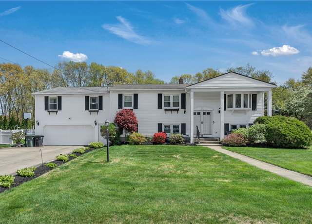 Property at 15 Driftwood Dr, Coventry, RI 02816, 3 beds, 2 baths