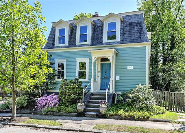 Property at 33 11th St, Providence, RI 02906, 5 beds, 2 baths