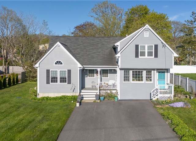 Property at 3 Jones Ave, Bristol, RI 02809, 5 beds, 3.5 baths