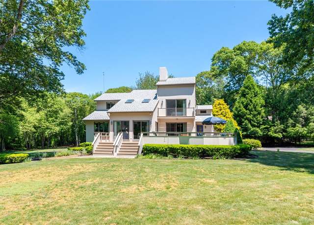 Property at 280 West Reach Dr, Jamestown, RI 02835, 4 beds, 4 baths