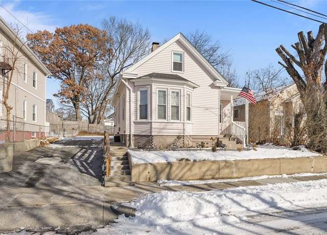 Property at 59 Morris Ave, Pawtucket, RI 02860, 3 beds, 1 bath