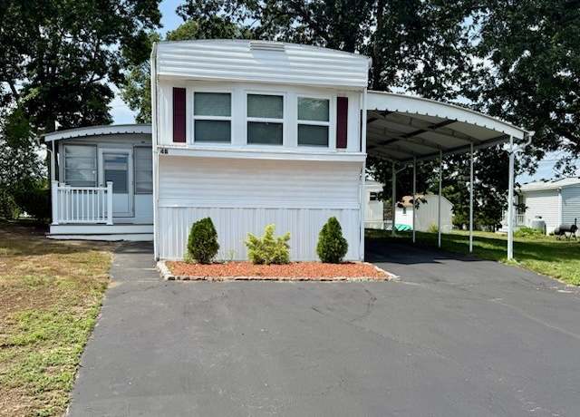 Property at 4 Lane B Ln, Coventry, RI 02816, 2 beds, 1 bath