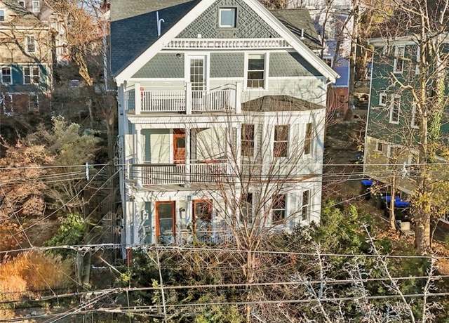 Property at 36 Pratt St, Providence, RI 02906, 11 beds, 6 baths