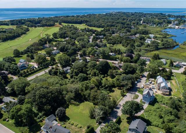 Property at 6 Fox Run Run, Westerly, RI 02891