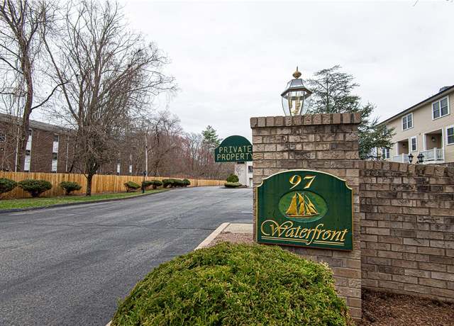 Property at 97 Farnum Pike #6, Smithfield, RI 02917, 2 beds, 2 baths