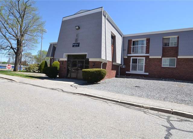 Property at 300 Smithfield Rd Unit P1-1, Providence, RI 02904, 2 beds, 1 bath
