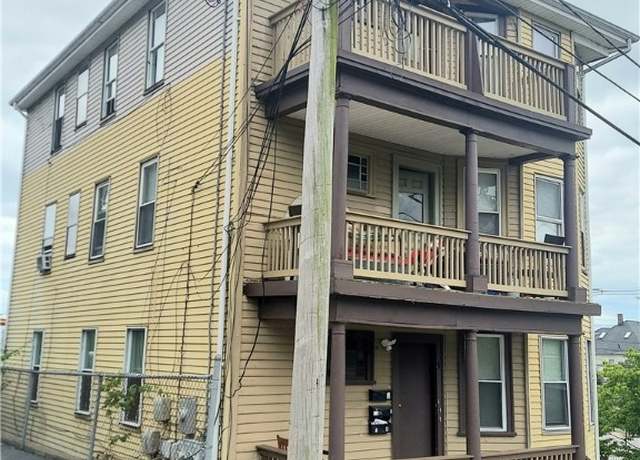 Property at 5 Peter St, Providence, RI 02904, 6 beds, 3 baths