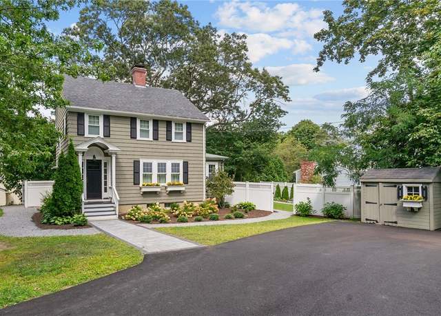 Property at 97 Cowesett Rd, Warwick, RI 02886, 3 beds, 2 baths