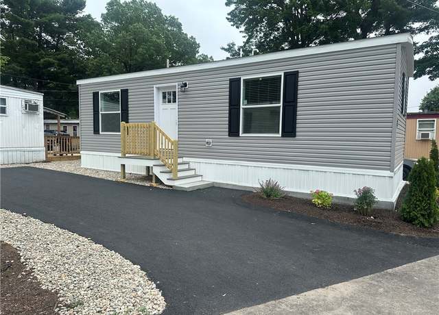 Property at 1346 C-05 Newport Ave, Attleboro, MA 02703, 1 bed, 1 bath