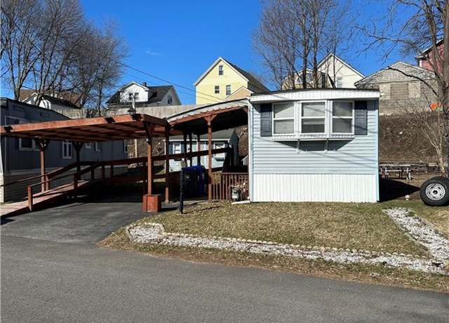 Property at 29 Alfa Dr, Pawtucket, RI 02860, 2 beds, 1 bath