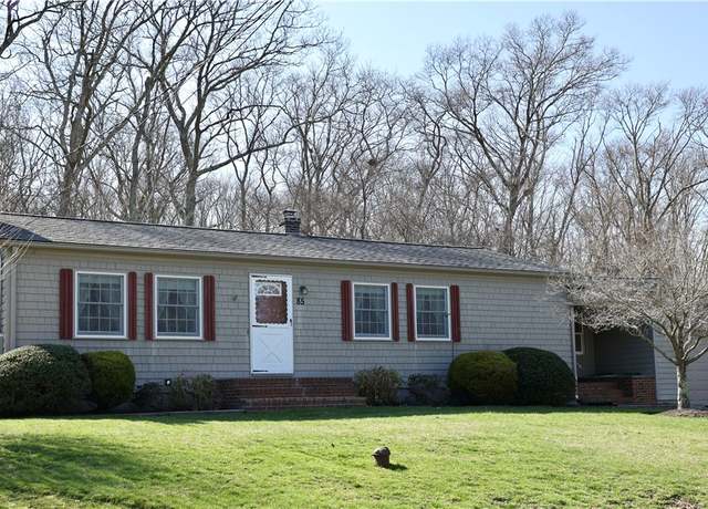 Property at 85 Campion Ave, Tiverton, RI 02878, 3 beds, 2 baths