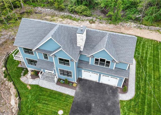 Property at 9 Chase Ln, Lincoln, RI 02865, 3 beds, 3.5 baths