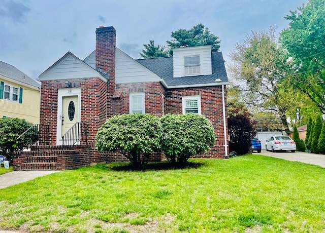 Property at 281 283 Auburn St, Cranston, RI 02910, 4 beds, 2 baths