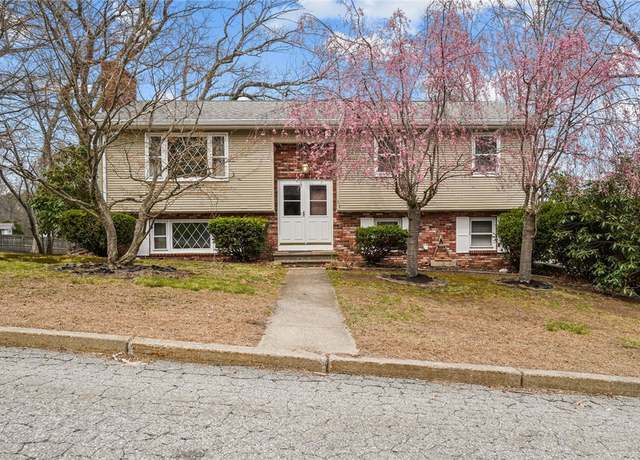 Property at 33 Hawthorn Cir, Woonsocket, RI 02895, 3 beds, 2 baths