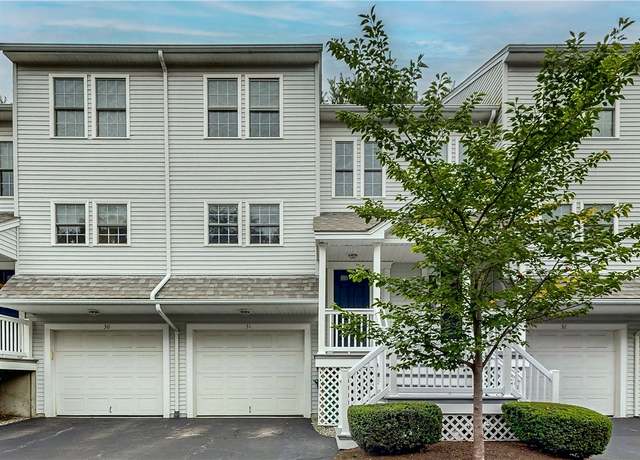 Property at 881 Greenwich Ave #31, Warwick, RI 02886, 2 beds, 2 baths