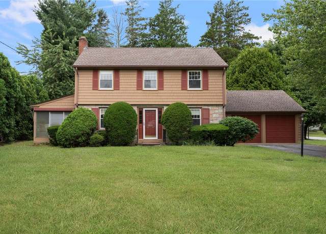 Property at 281 Spring Green Rd, Warwick, RI 02888, 3 beds, 1.5 baths