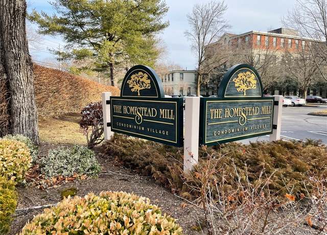 Property at 15 Higgins St #123, Smithfield, RI 02917, 1 bed, 1 bath