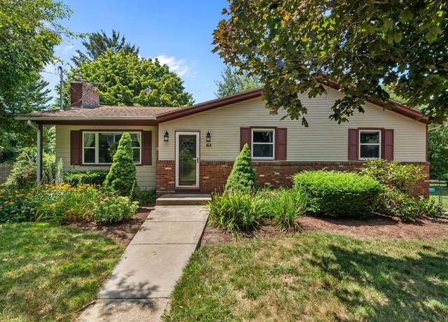Property at 83 Quaker Dr, West Warwick, RI 02893, 3 beds, 2 baths