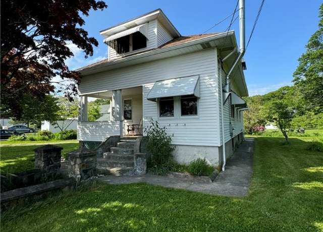 Property at 2690 Warwick Ave, Warwick, RI 02889, 4 beds, 1 bath